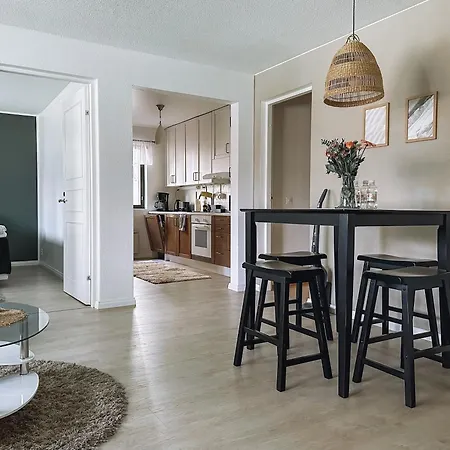 Sapelin Airbnb, شقة *